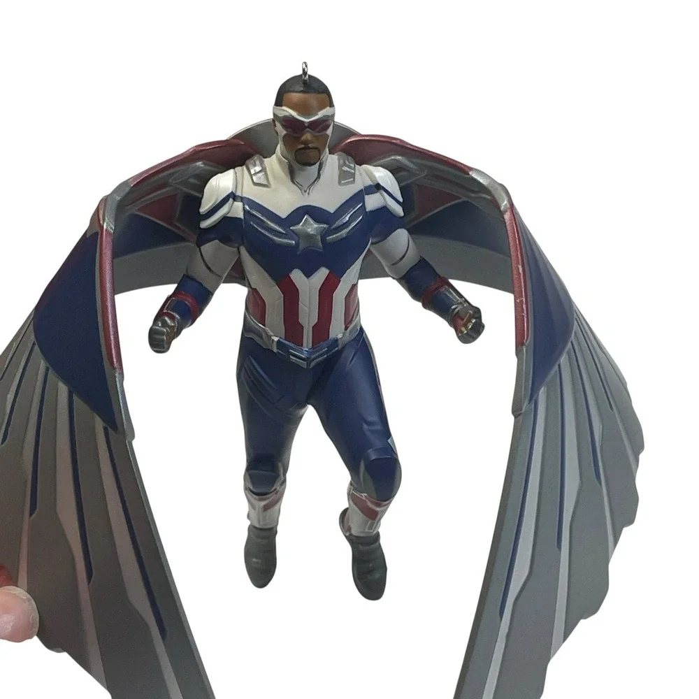 Hallmark‎ Keepsake 2021 Sam Wilson Captain America Ornament Marvel